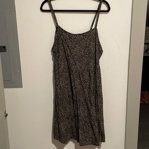 Patterned tiered swing dress